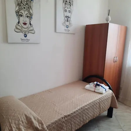 I Mori D'orlando Apartmán Capo dʼOrlando